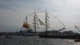 Chris 01 De zeilen hijsen